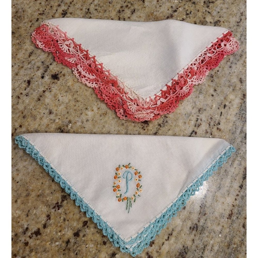 Set of 2 Vintage Handkerchiefs Crochet Edge Monogrammed P Floral Wreath